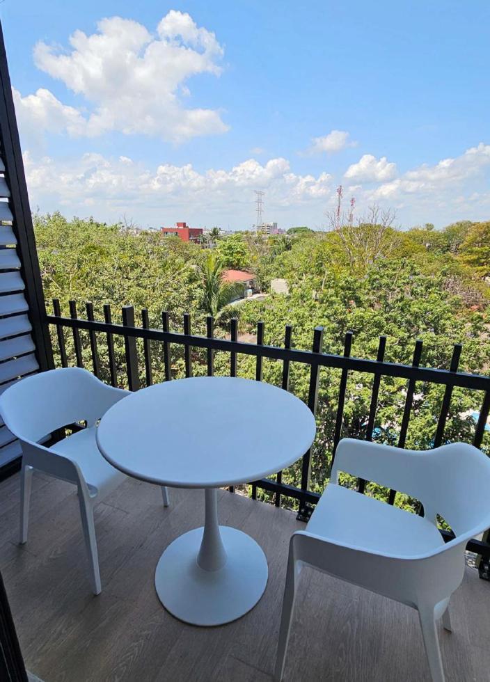 Urban Towers Playa Del Carmen Leilighet Eksteriør bilde